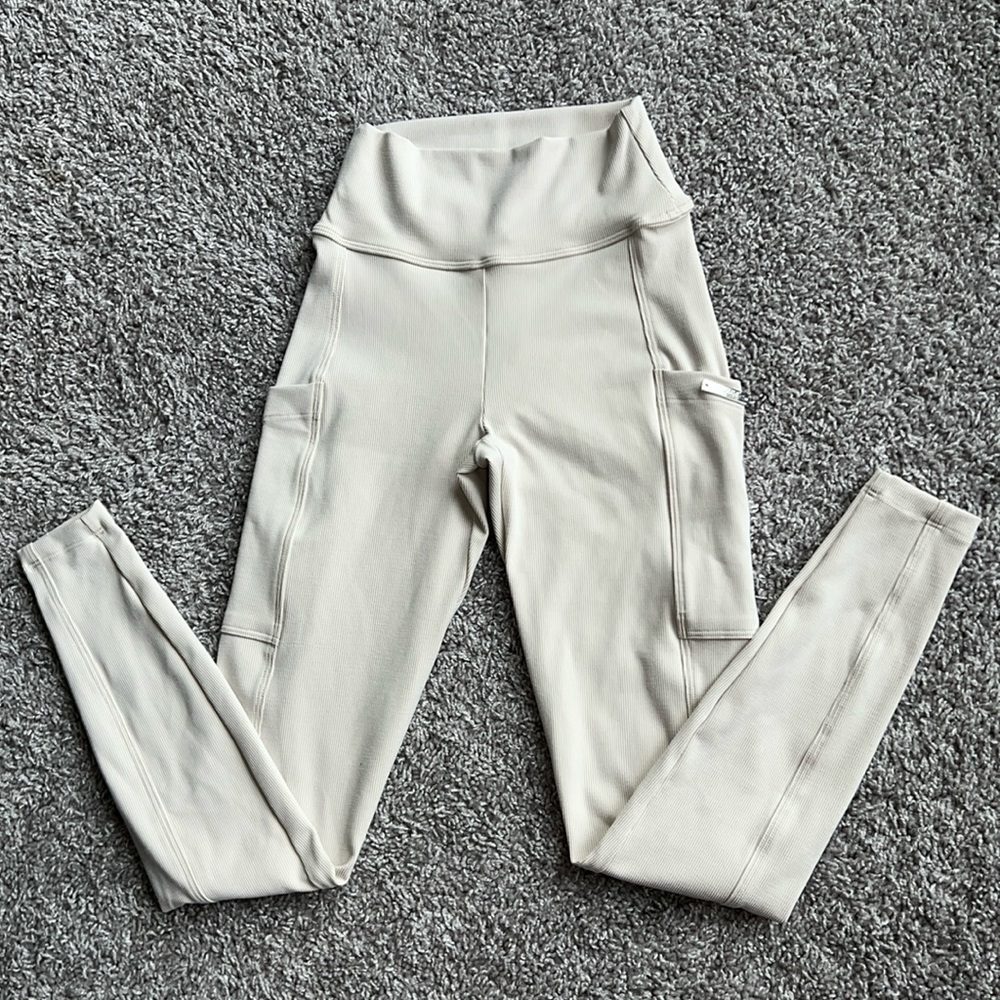 IGUC-Bombshell Sportswear Ribbed fabric Small